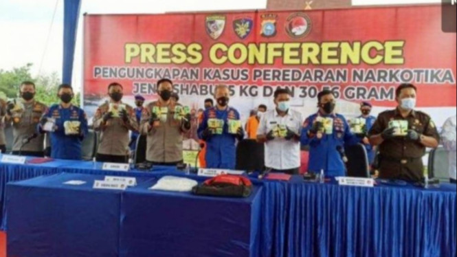 Pembawa 15 Kg Sabu Ditangkap di Atas Kapal Roro
