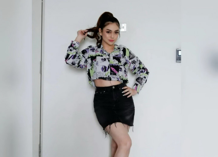 Disebut Mualaf karena Ajari Anak Salat, Celine Evangelista Buka Suara