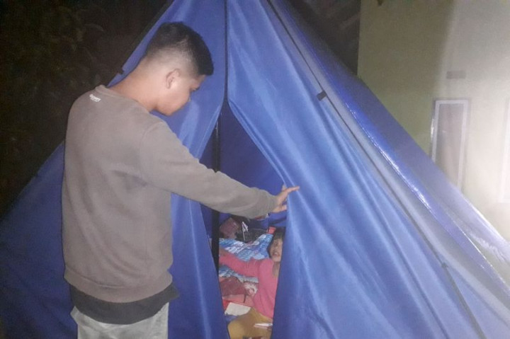 Korban Gempa Pasaman Barat Masih Tidur di Tenda Darurat