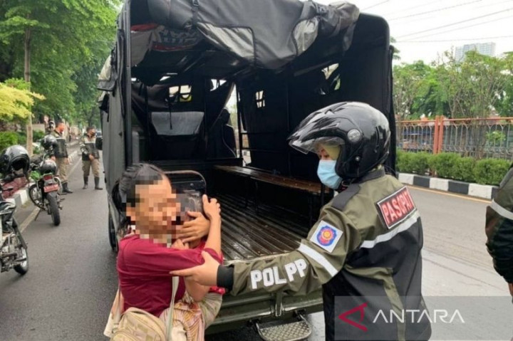 Puluhan Pengemis di Pekanbaru Diamankan dari Jalanan
