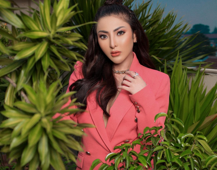 Ayu Aulia Unggah Foto Seksi saat Ramadan, Makin Dihujat Netizen