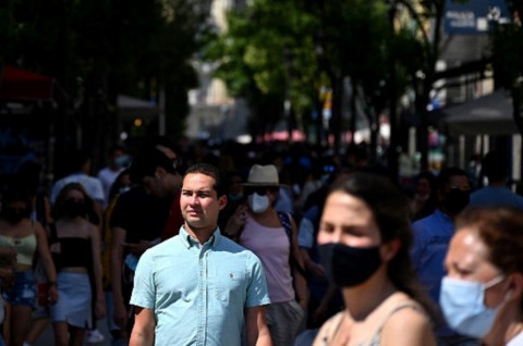 Spanyol Akan Cabut Aturan Wajib Memakai Masker Bulan Ini