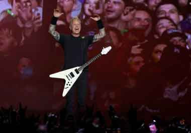 Metallica Donasikan Rp718 Juta untuk Beri Makan Pengungsi Ukraina