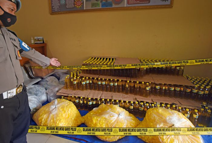 Satgas Pangan Polda Jateng Temukan Minyak Goreng Diduga Dikemas Ulang