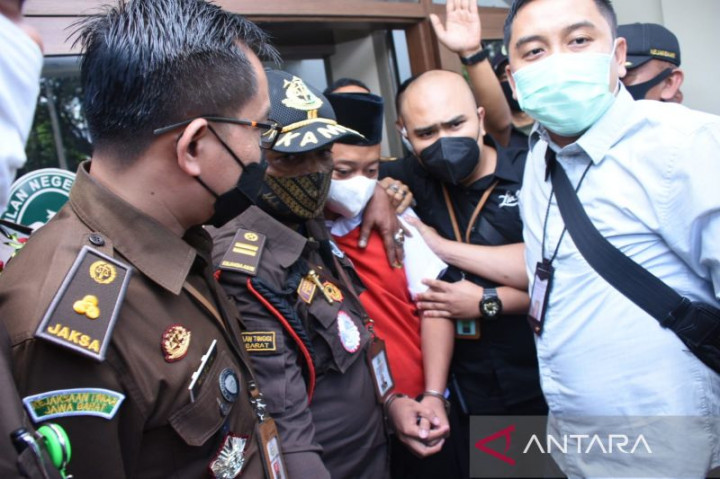 Rutan Bandung Pastikan Kondisi Herry Wirawan Baik usai Divonis Mati