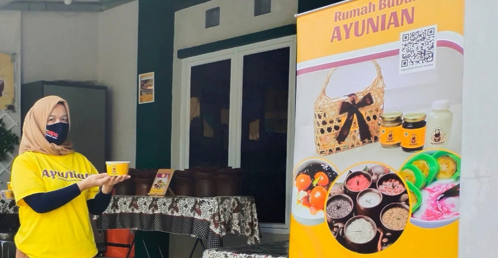 <i>Bubur Ayunian</i> Kudapan Tradisional dengan Kemasan Milenial dari Tangsel