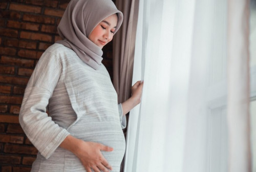 Ada beberapa kondisi ibu hamil yang kurang disarankan untuk berpuasa, demi menjaga kesehatan dan kesejahteraan janinnya. Ilustrasi-Freepik
