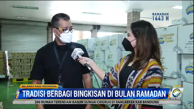 Media Group Lanjutkan Tradisi Berbagi Bingkisan di Bulan Ramadan