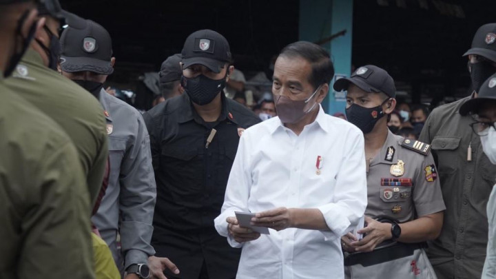 Salurkan BLT Minyak Goreng, Pos Indonesia Pakai Cara Efektif dan Efisien