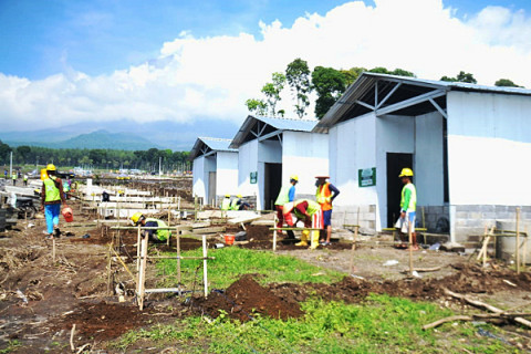 300 Unit Relokasi Erupsi Semeru Ditarget Rampung Sebelum Lebaran