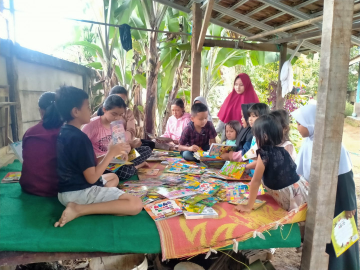 Tumbuh Minat Baca, 200 Buku Disalurkan Ganjar Milenial Banten