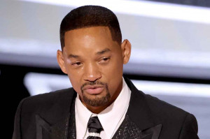 Buntut Tampar Chris Rock, Will Smith Dilarang Hadiri Oscar Selama 10 Tahun