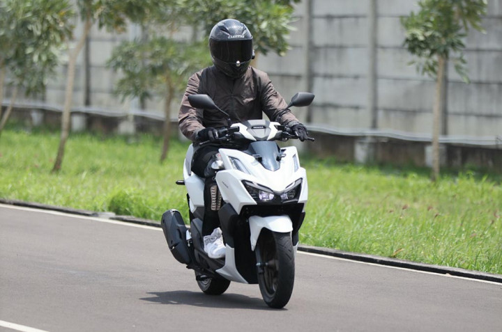 Tips Aman & Nyaman Motoran Saat Puasa