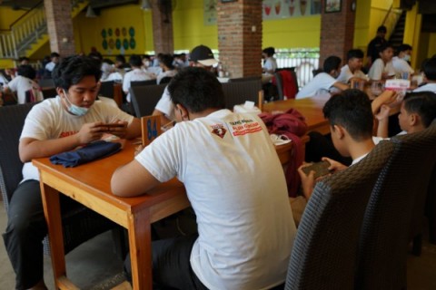 Mengabuburit, Sahabat Ganjar Gelar Turnamen <i>Offline Mobile Legends </i>