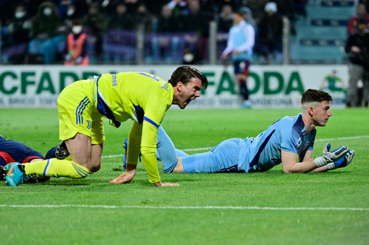 Momen Dusan Vlahovic Bawa Juventus Menang Atas Cagliari