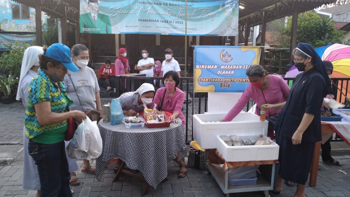 Toleransi Tinggi, Biarawati Gagas Bazar Ramadan