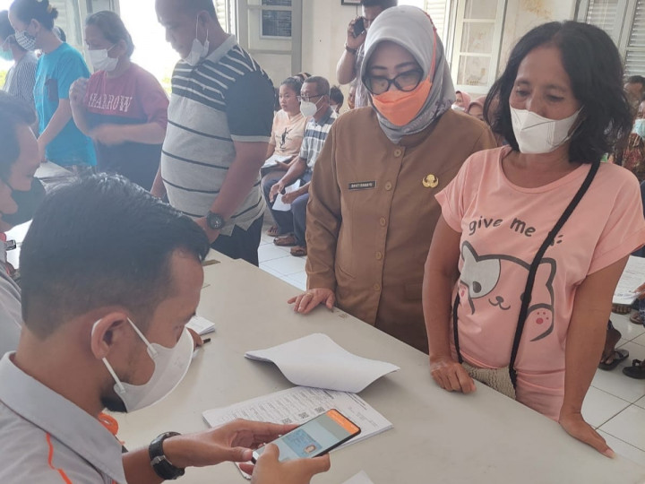 38 Ribu Warga Cirebon Terima BLT Minyak Goreng