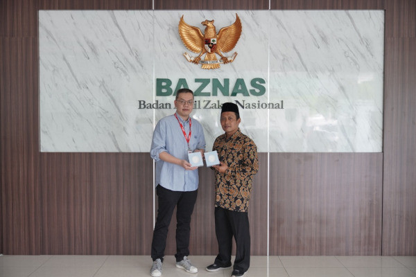 99 Lampu Induksi Terangi Puluhan Masjid di Jabodetabek