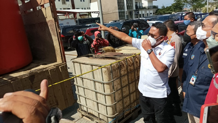 Polda Jabar Ungkap Penimbunan 25 Ribu Liter Solar Bersubsidi