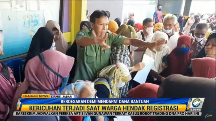 Dramatis, Warga Ciamis Berdesakan demi BLT Minyak Goreng