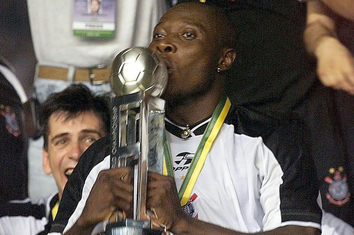 Mantan Bintang Timnas Kolombia Freddy Rincon Meninggal