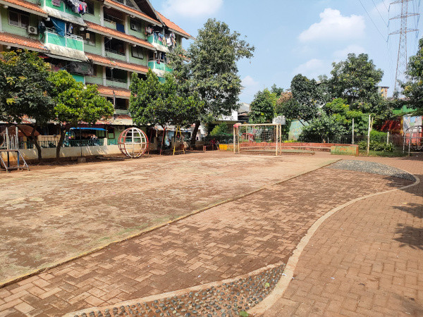 Tak Ada Anggaran, Pengelola Patungan Perbaiki RPTRA yang Usang