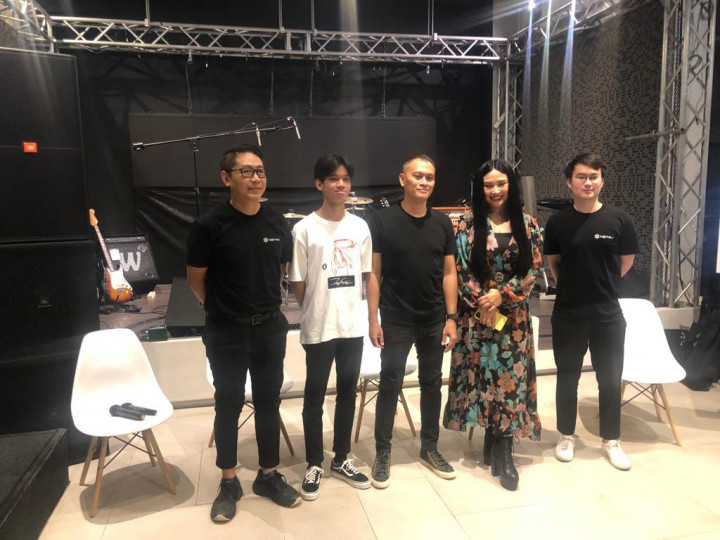 Titi DJ dan Andra Ramadhan Rilis Single sebagai NFT di Platform Netra