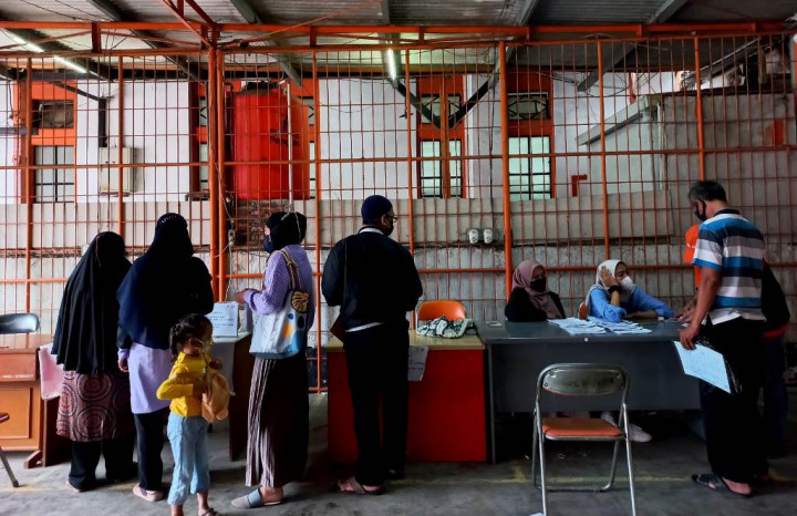 Hari Ketiga Pos Indonesia Salurkan Bansos: 5,72 Juta KPM Terima BLT Minyak Goreng