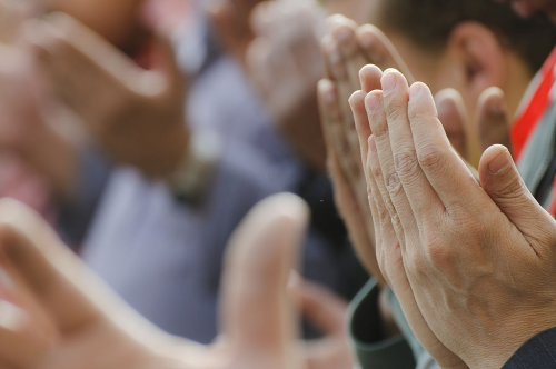 Bacaan Doa Qunut Witir Arab dan Latin Lengkap dengan Artinya