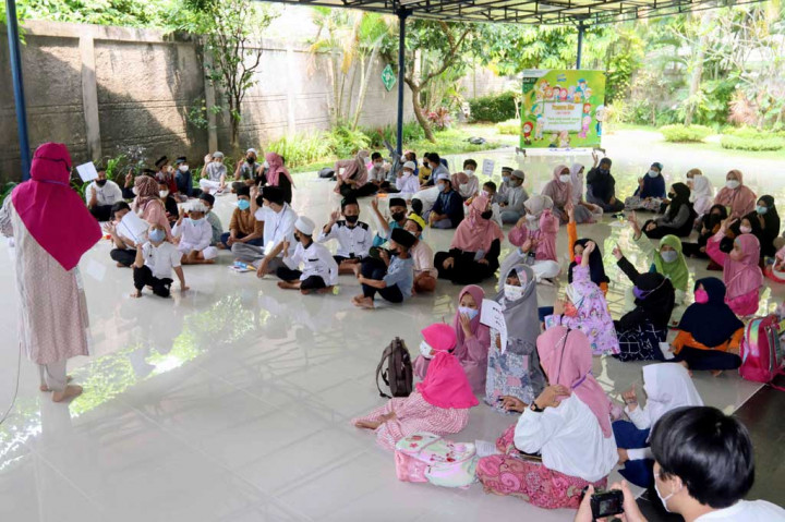 Puluhan Anak Ikuti Pesantren Kilat di Media Group