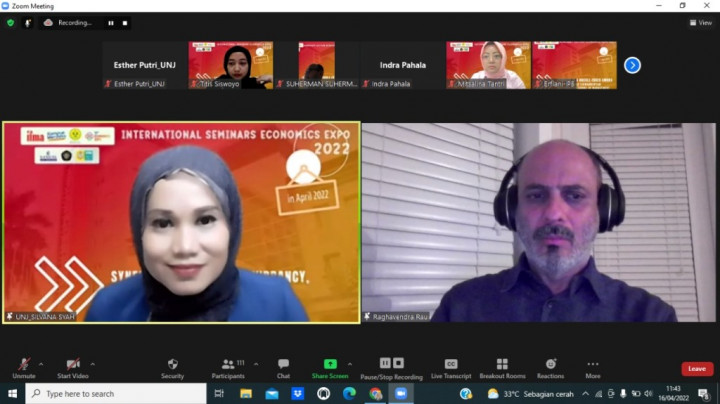 2 Profesor Bahas IPO di Penutupan Economics Expo FE UNJ