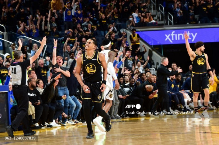 Playoff NBA: Warriors Redam Perlawanan Nuggets