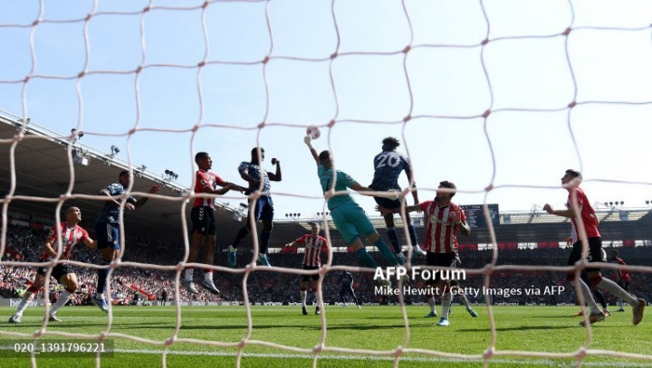 Arsenal Kalah karena Penampilan Gemilan Kiper Southampton