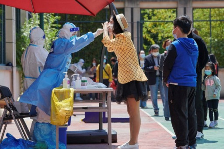 Shanghai Umumkan 3 Kematian Pertama Covid-19 di Tengah Lockdown