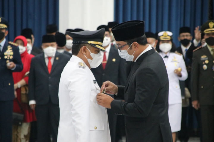 Resmi Jadi Wali Kota Bandung, Yana Mulyana Fokus Pemulihan Ekonomi