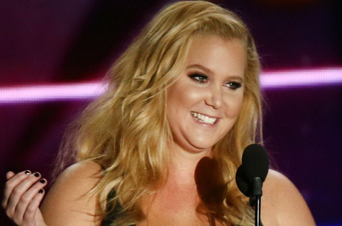 Amy Schumer Diancam Dibunuh karena Candaannya di Ajang Oscar