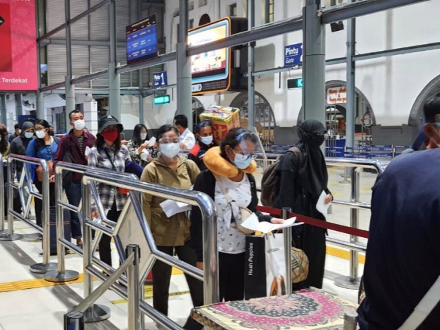 43% Tiket Kereta Jarak Jauh Ludes Terjual untuk Mudik