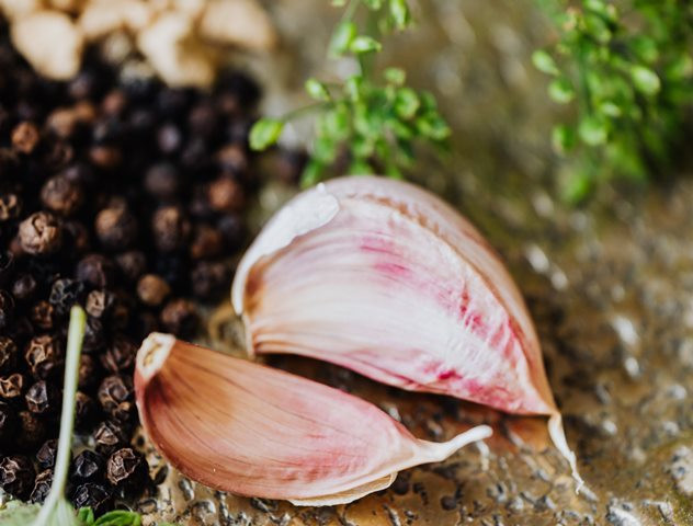 Bahaya Terlalu Banyak Makan Bawang Putih, Salah Satunya Napas Bisa Bau