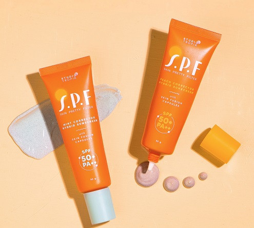 Studio Tropik SPF menjadi produk sunscreen lokal pertama dengan fungsi ganda yang mengandung teknologi Skin Fusion Capsules. (Foto: Dok. Studio Tropik)