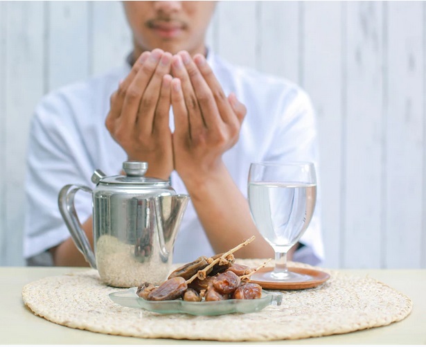 5 Tips agar Kenyang Lebih Lama Ketika Sedang Berpuasa
