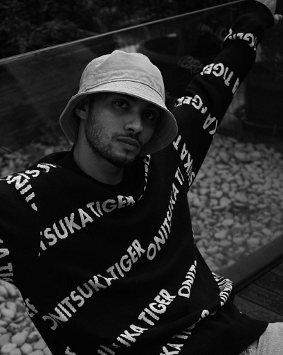 Tiru Gaya Kasual Refal Hady, Pemeran 'Mas Bian' di Wedding Agreement The Series