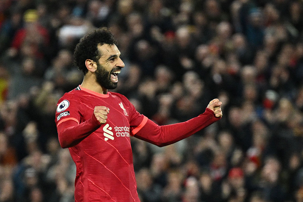 Liga Inggris: Hajar MU 4-0, Liverpool ke Puncak Klasemen