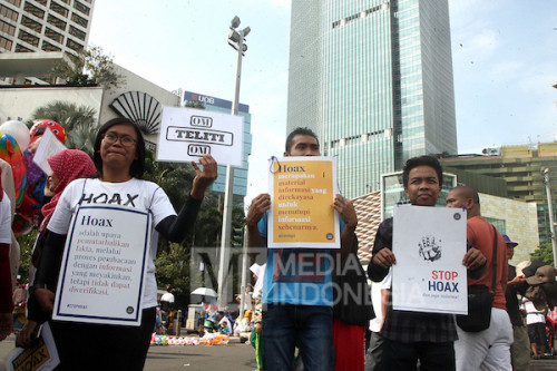 <i>Tameng Antifitnah Harry Sufehmi yang Ramah</i>