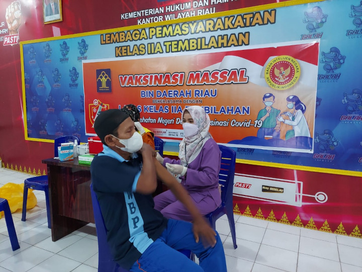 BIN Riau Sasar Keluarga Petugas Lapas dan WBP Terima Vaksinasi Covid-19