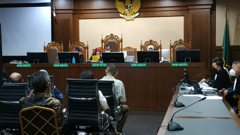 Kasus ASABRI, Sekretaris Benny Tjokro Dicecar Soal Transaksi hingga Aliran Uang