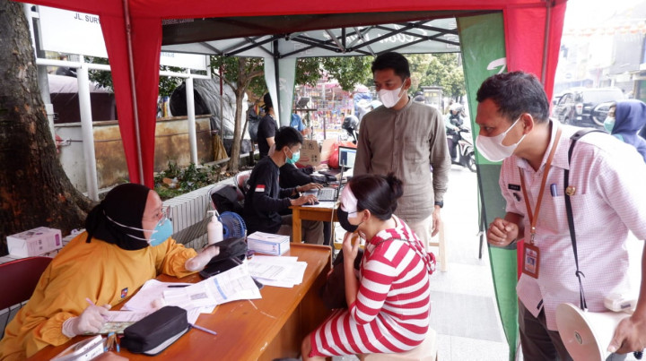 Warga Kota Bogor Bisa Dapat Minyak Goreng saat Vaksin Booster