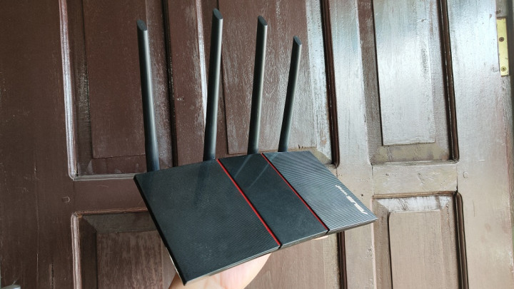 Mencoba Router WiFi 6 Harga Rp1,5 Juta Asus RT-AX55