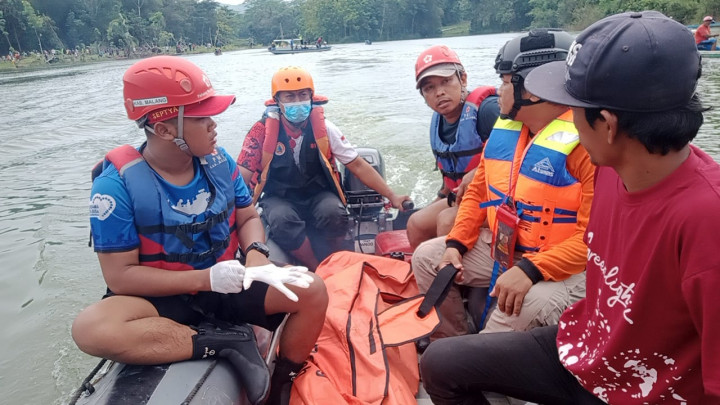 Warga Malang Ditemukan Tewas Usai Tenggelam 4,5 Jam