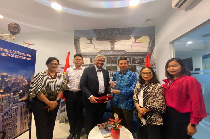 Perkasa Flight School Siap Cetak Pilot Masa Depan dari Vietnam
