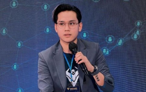 Ini Sederet Duit dan Barang Sitaan dari Indra Kenz